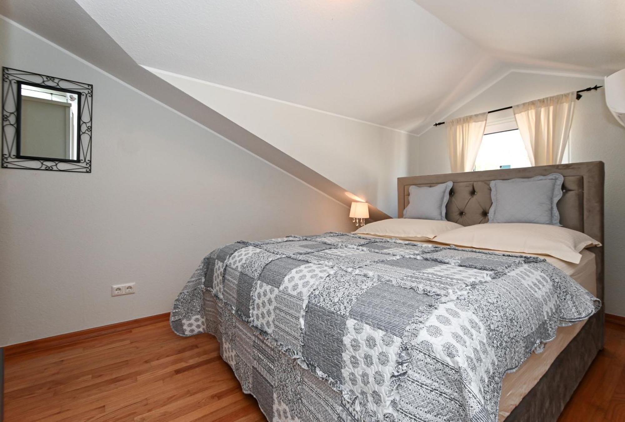 Apartments Wisibada Trogir Extérieur photo